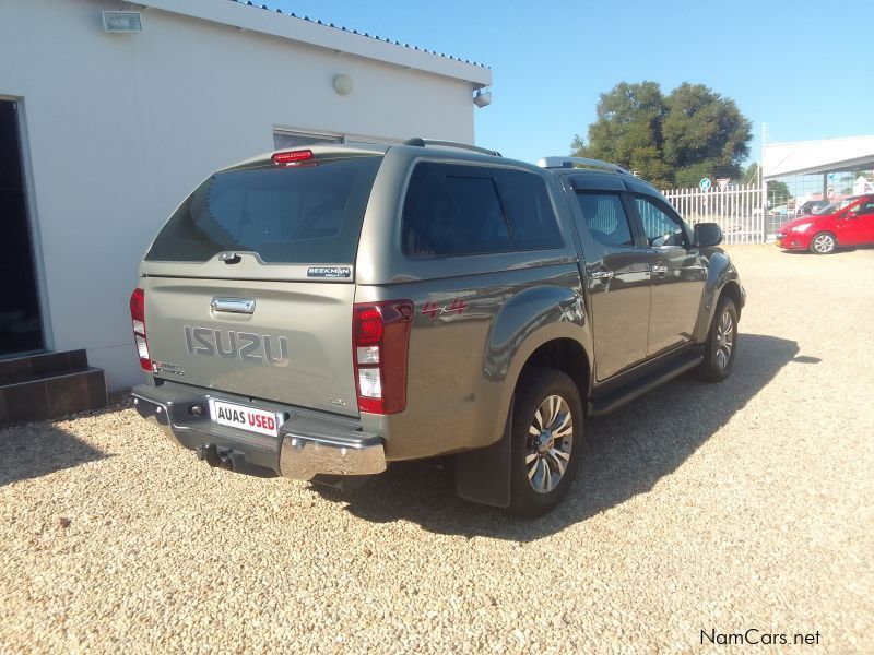 Isuzu KB 300 4x4 D/CAB LX Auto in Namibia