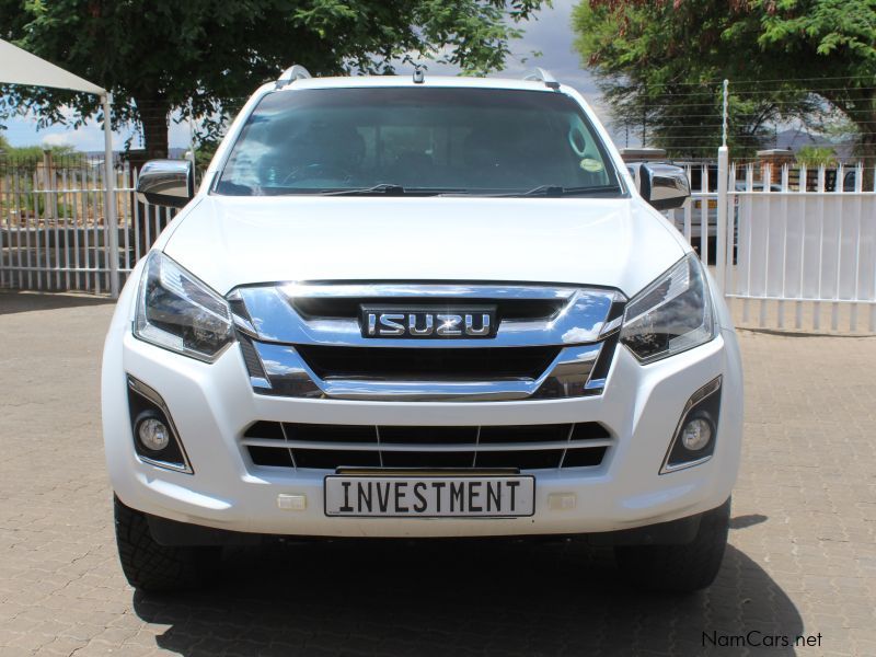 Isuzu KB 300 D-TEC D/C 4X4 in Namibia