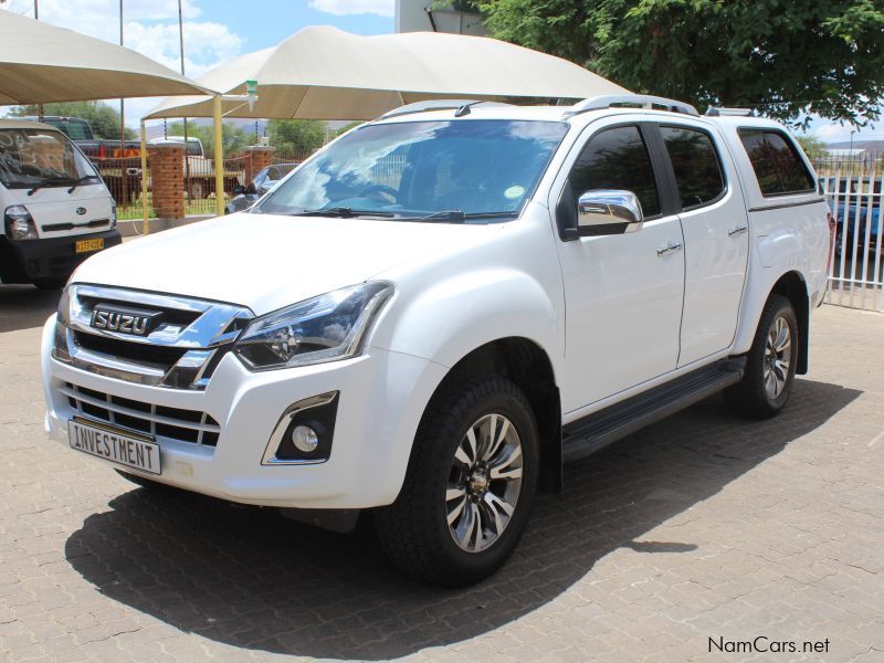 Isuzu KB 300 D-TEC D/C 4X4 in Namibia