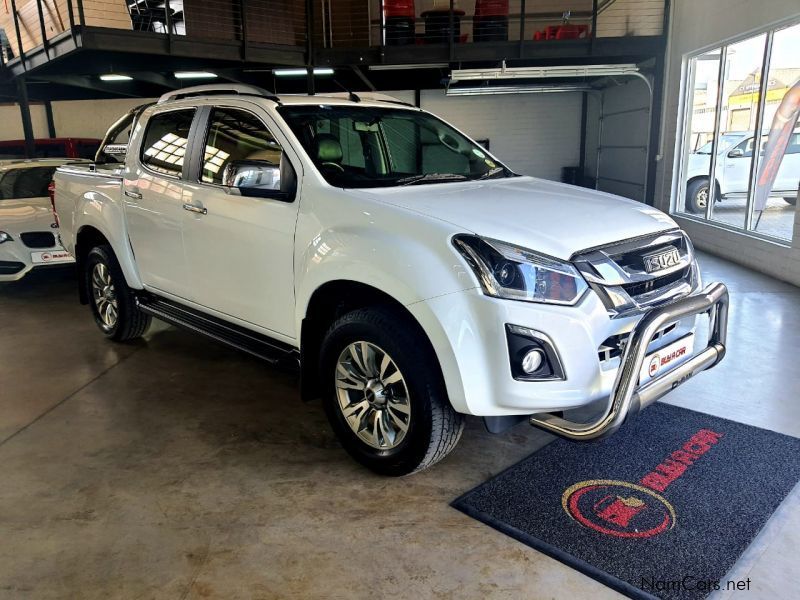 Isuzu KB 300 LX 4x4 M/T in Namibia