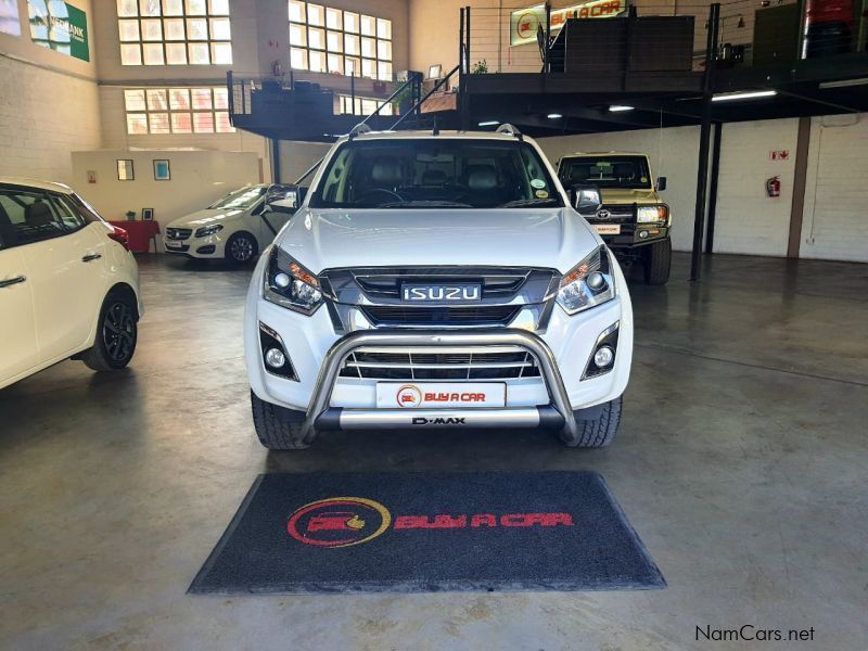 Isuzu KB 300 LX 4x4 M/T in Namibia