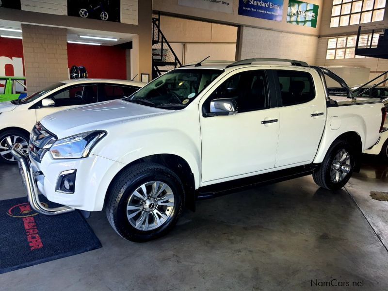 Isuzu KB 300 LX 4x4 M/T in Namibia