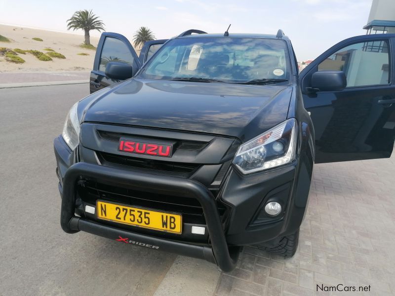 Isuzu KB Series Black edition 2.5 TDi in Namibia