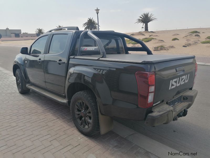 Isuzu KB Series Black edition 2.5 TDi in Namibia