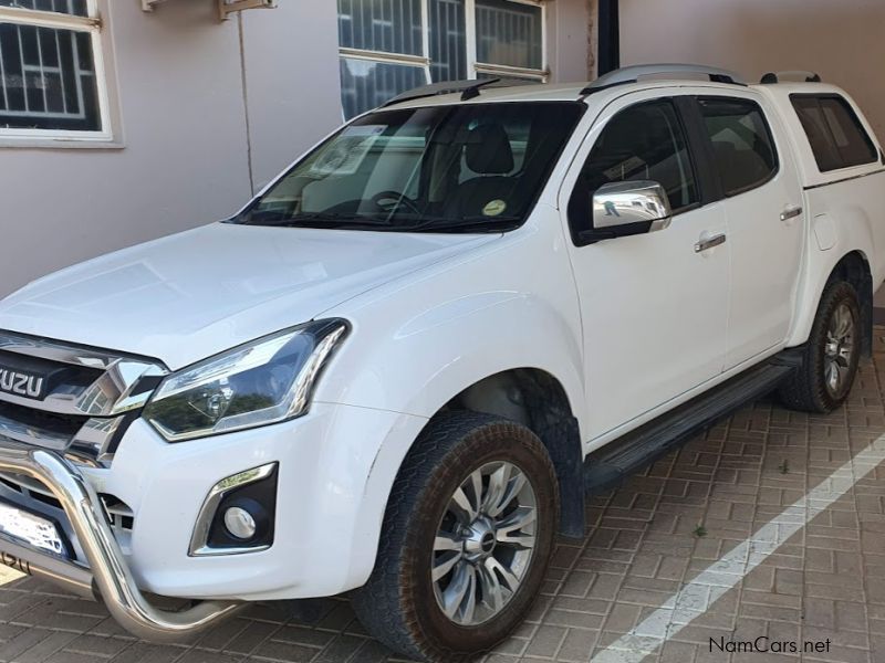 Isuzu KB300 LX in Namibia