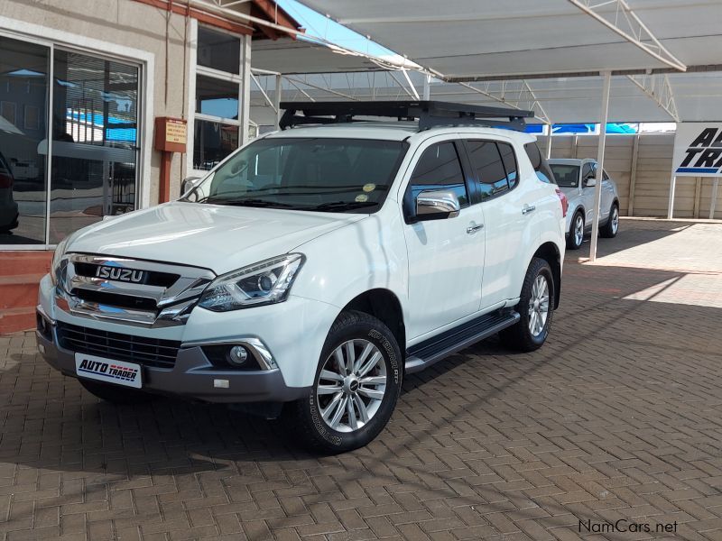 Isuzu MU-X in Namibia