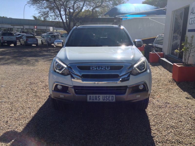 Isuzu MU-X 3.0 Diesel 4x4 Automatic 7 seater in Namibia