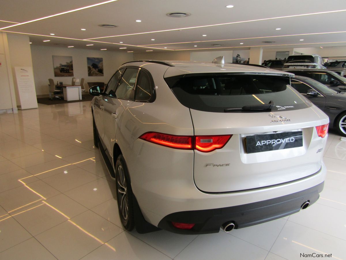 Jaguar F-PACE 30D AWD R-SPORT in Namibia