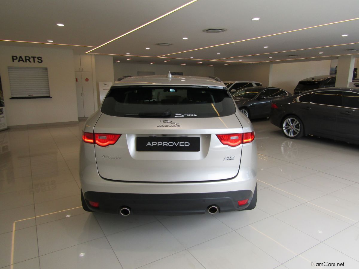 Jaguar F-PACE 30D AWD R-SPORT in Namibia