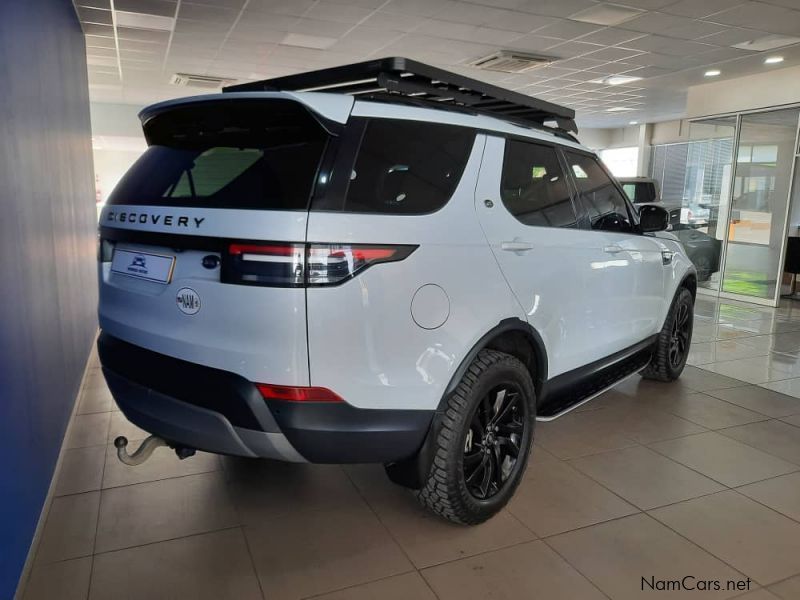 Land Rover Discovery 3.0 TD6 SE in Namibia