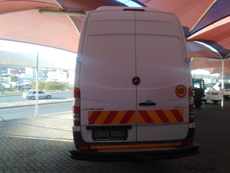 Mercedes-Benz sprinter in Namibia