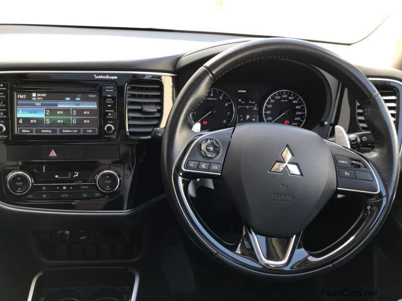 Mitsubishi Outlander 2.4 GLS Exceed in Namibia