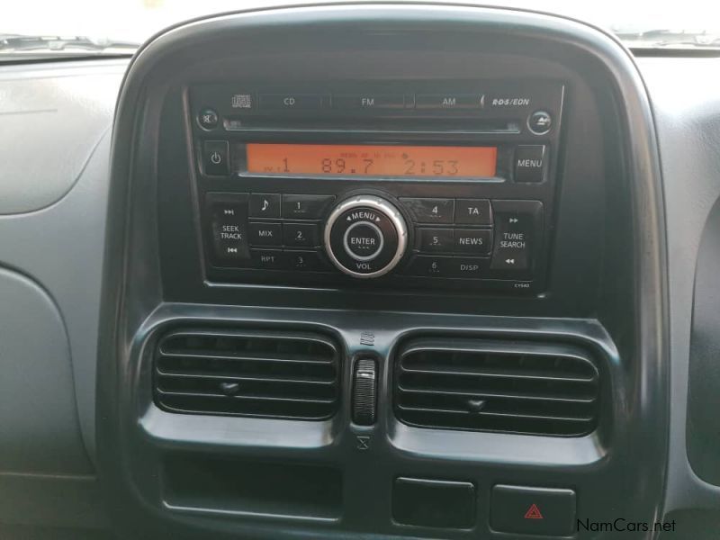 Nissan Hardbody Np300 2.5 Tdi 4x4 P/u D/c in Namibia