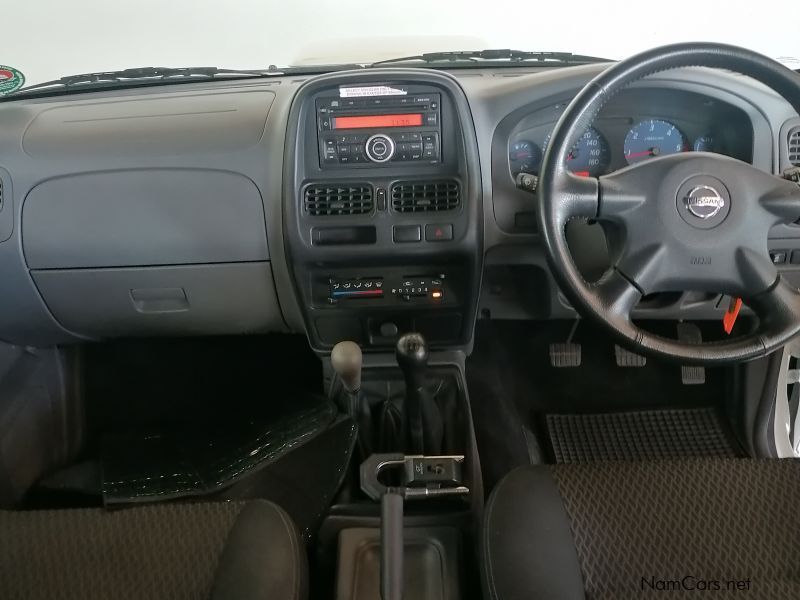 Nissan NP 300 Hardbody 2.5 TDI 4x4 in Namibia