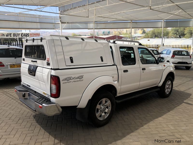 Nissan NP300 2.5 4x4 in Namibia