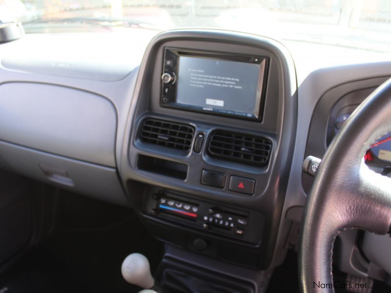 Nissan NP300 2.5CDI D/C 4X4 in Namibia