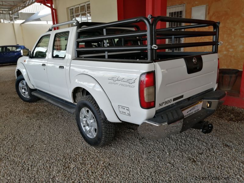 Nissan NP300 2.5TDI Hardbody 4x4 in Namibia