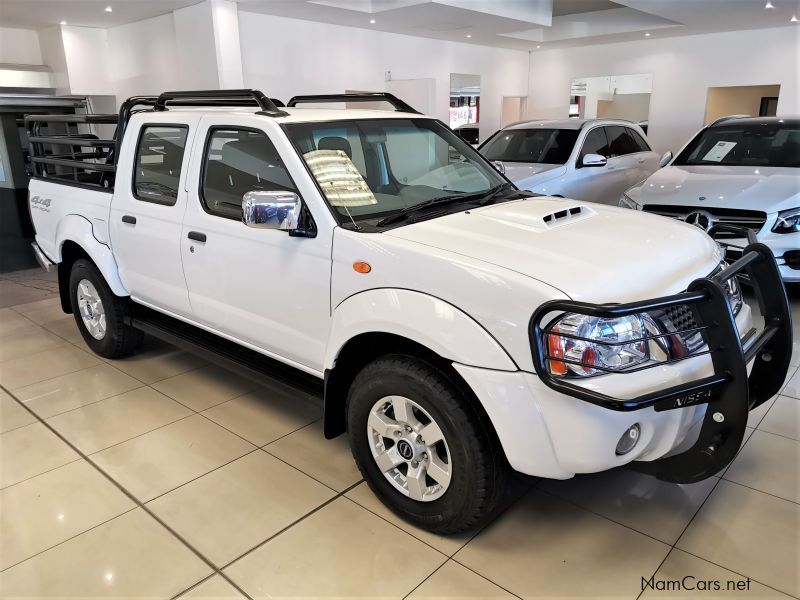 Nissan NP300 Hardbody 2.5Tdi 4x4 D/Cab in Namibia