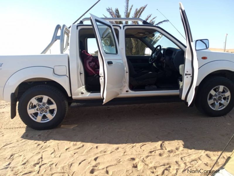 Nissan Np300 tdi in Namibia