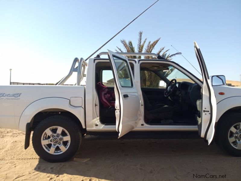 Nissan Np300 tdi in Namibia