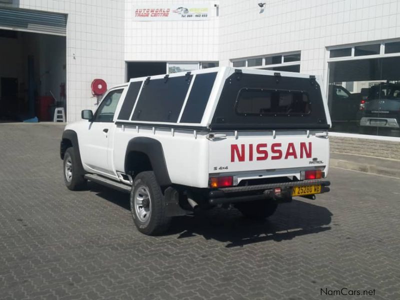 Nissan PATROL 3.0 in Namibia