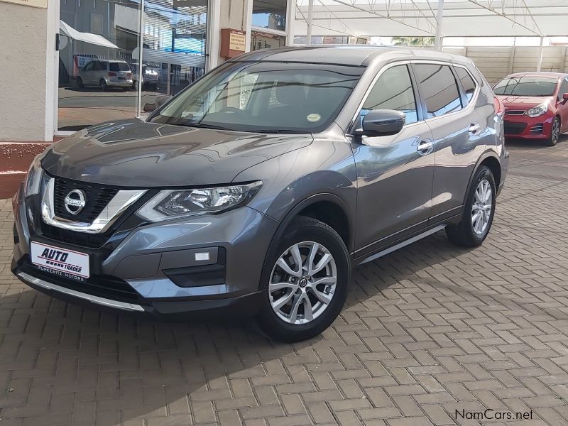 Nissan X-Trail Visia in Namibia