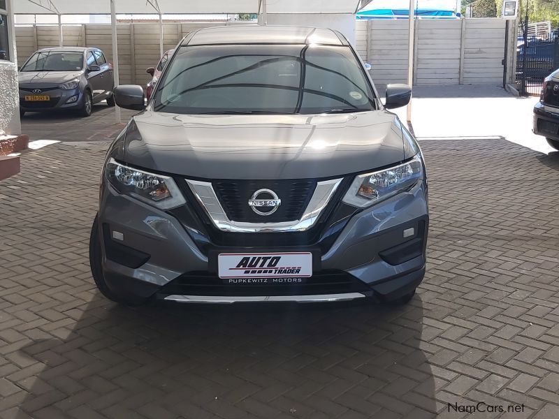 Nissan X-Trail Visia in Namibia