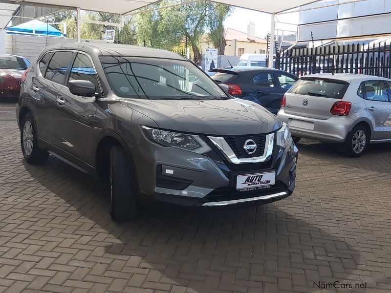 Nissan X-Trail Visia in Namibia