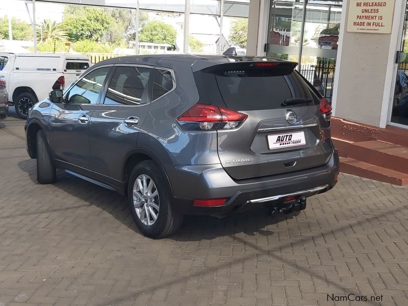 Nissan X-Trail Visia in Namibia