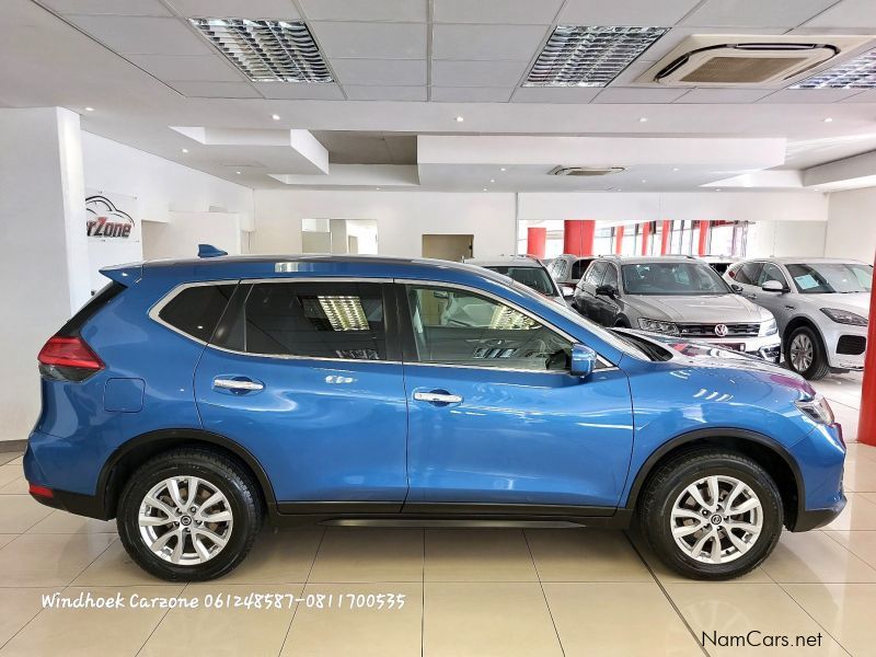 Nissan X-trail 2.0 Visia 106kW in Namibia