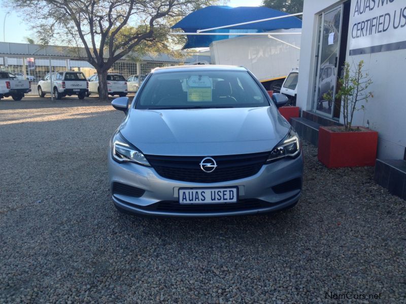 Opel Astra 1.0 Turbo Essentia in Namibia