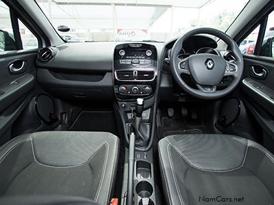 Renault Clio Authentique in Namibia