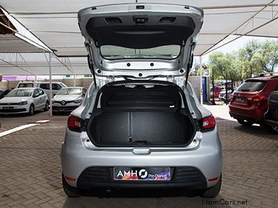 Renault Clio Authentique in Namibia