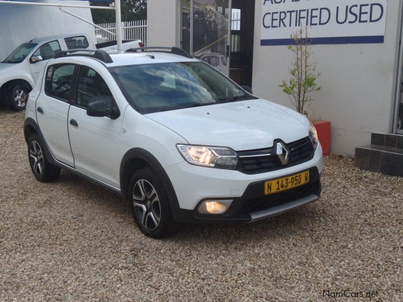 Renault Sandero 0.9 in Namibia