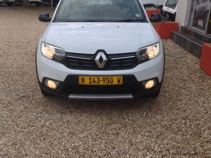 Renault Sandero 0.9 in Namibia