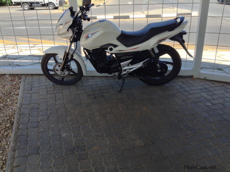 Suzuki GS150R in Namibia