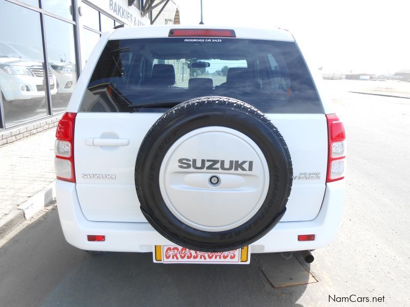 Suzuki Grand VItara 2.4 Dune in Namibia