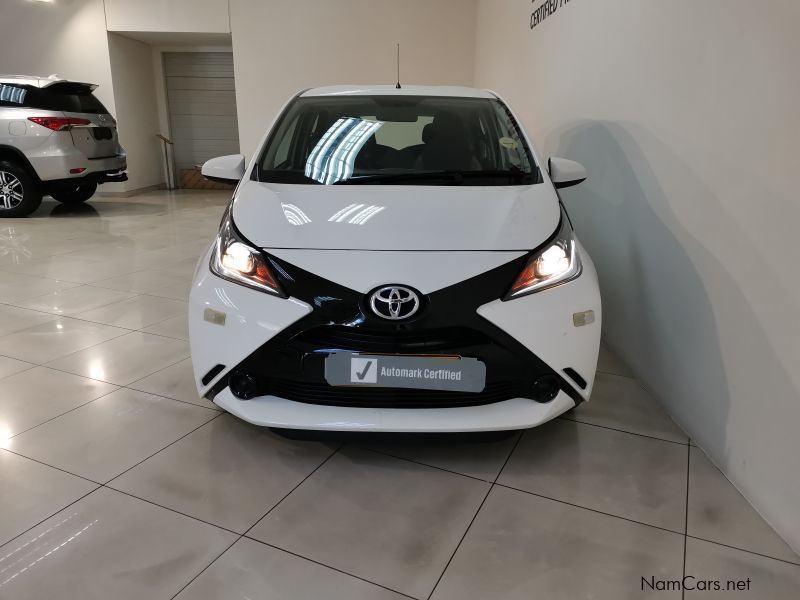 Toyota Aygo 1.0 (5dr) in Namibia