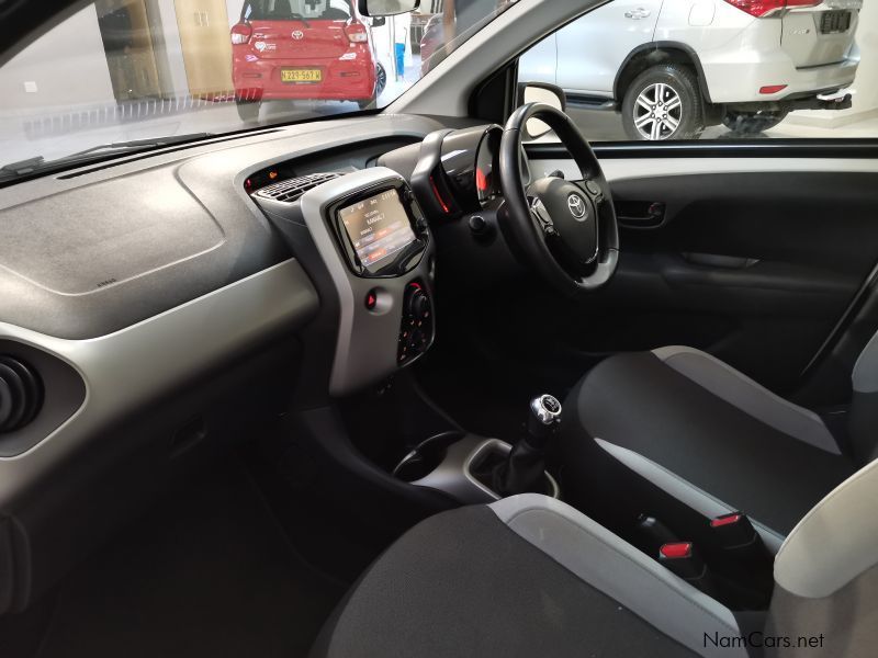 Toyota Aygo 1.0 (5dr) in Namibia