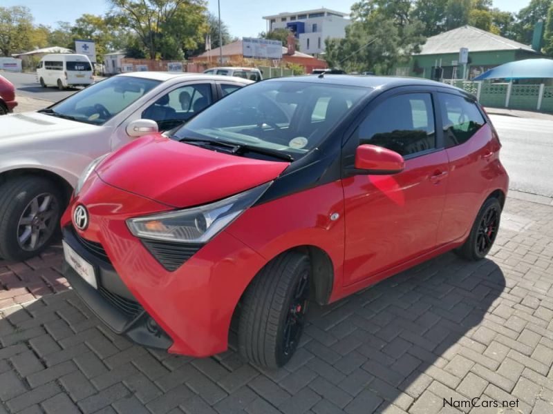 Toyota Aygo 1.0 X-play (5dr) in Namibia