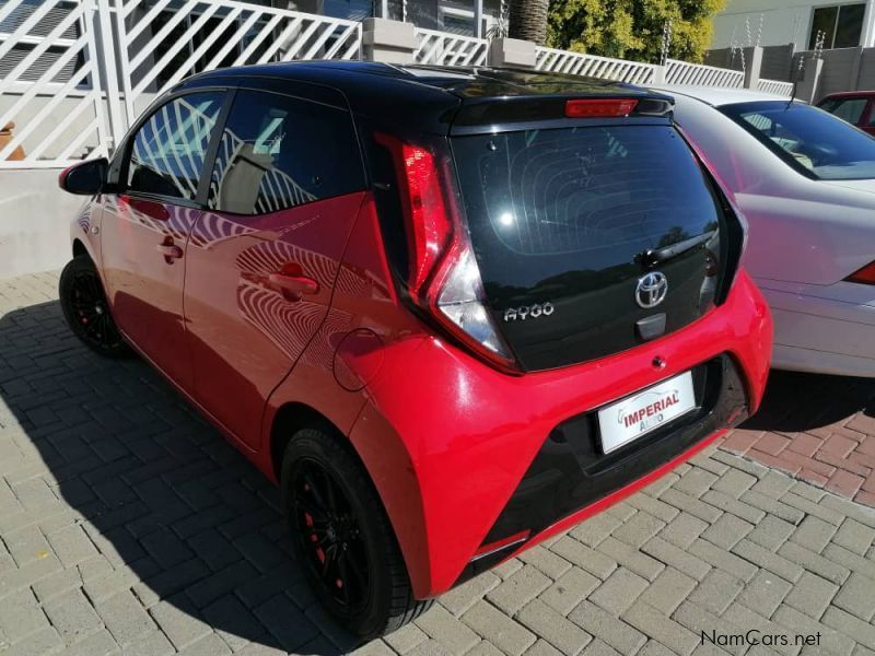 Toyota Aygo 1.0 X-play (5dr) in Namibia
