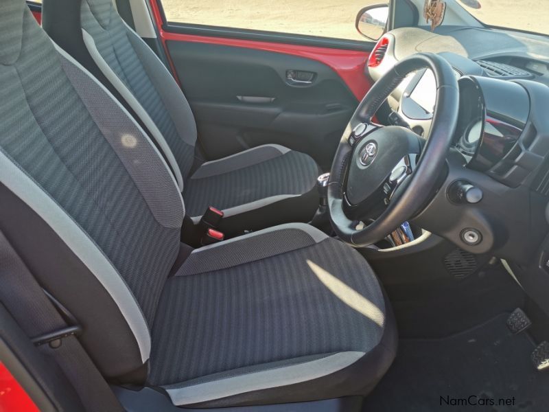 Toyota Aygo 1.0 X-play 5-Door in Namibia