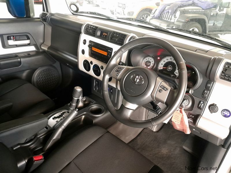 Toyota FJ Cruiser 4.0 V6 in Namibia
