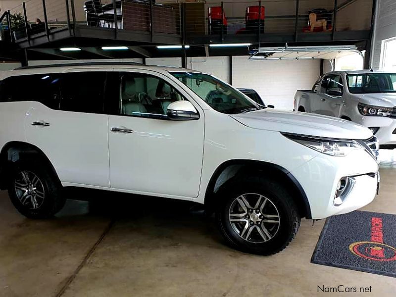 Toyota Fortuner 2.4 A/T 4x4 in Namibia