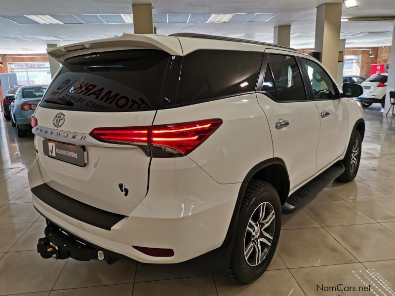 Toyota Fortuner 2.4gd-6 R/b A/t in Namibia