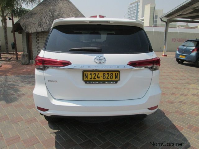 Toyota Fortuner 2.7 VVTI R/B in Namibia