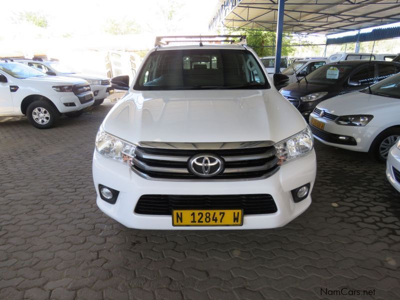 Toyota HILUX 2,4 GD6 4X4 D/CAB in Namibia