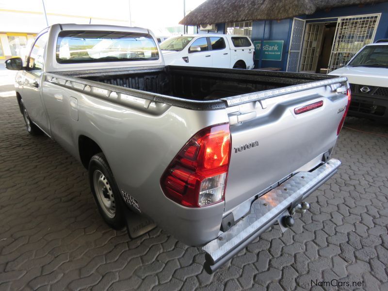 Toyota HILUX 2.4 GD LWB A/CON in Namibia