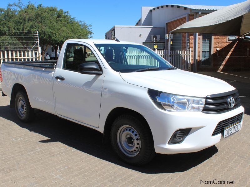 Toyota HILUX 2.4 GD S/C 4X2 in Namibia