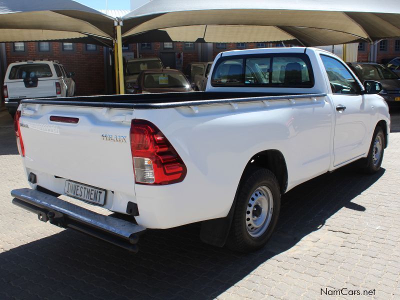 Toyota HILUX 2.4 GD S/C 4X2 in Namibia
